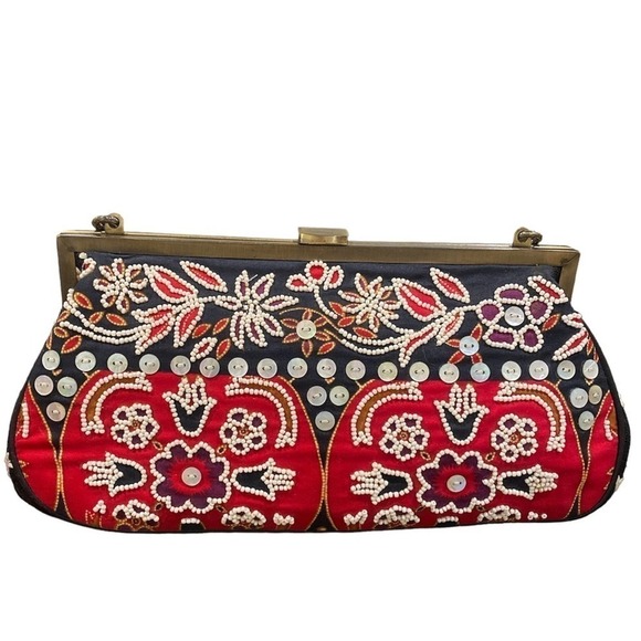 Isabella Fiore Handbags - ISABELLA FIORE Beaded Floral Convertible Clutched Shoulder Bag Black Red